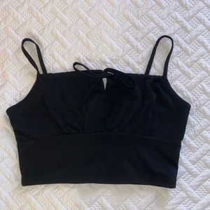 Black cropped tie front key hole tank top